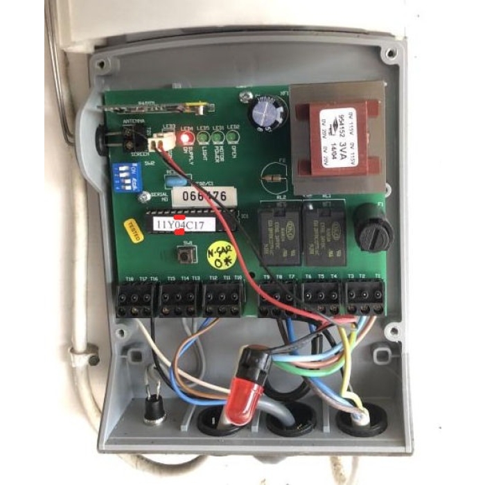 Econex-Control-unit-inside-with-red